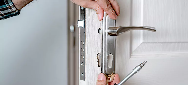 Front Door Knob Repair in Milpitas, CA
